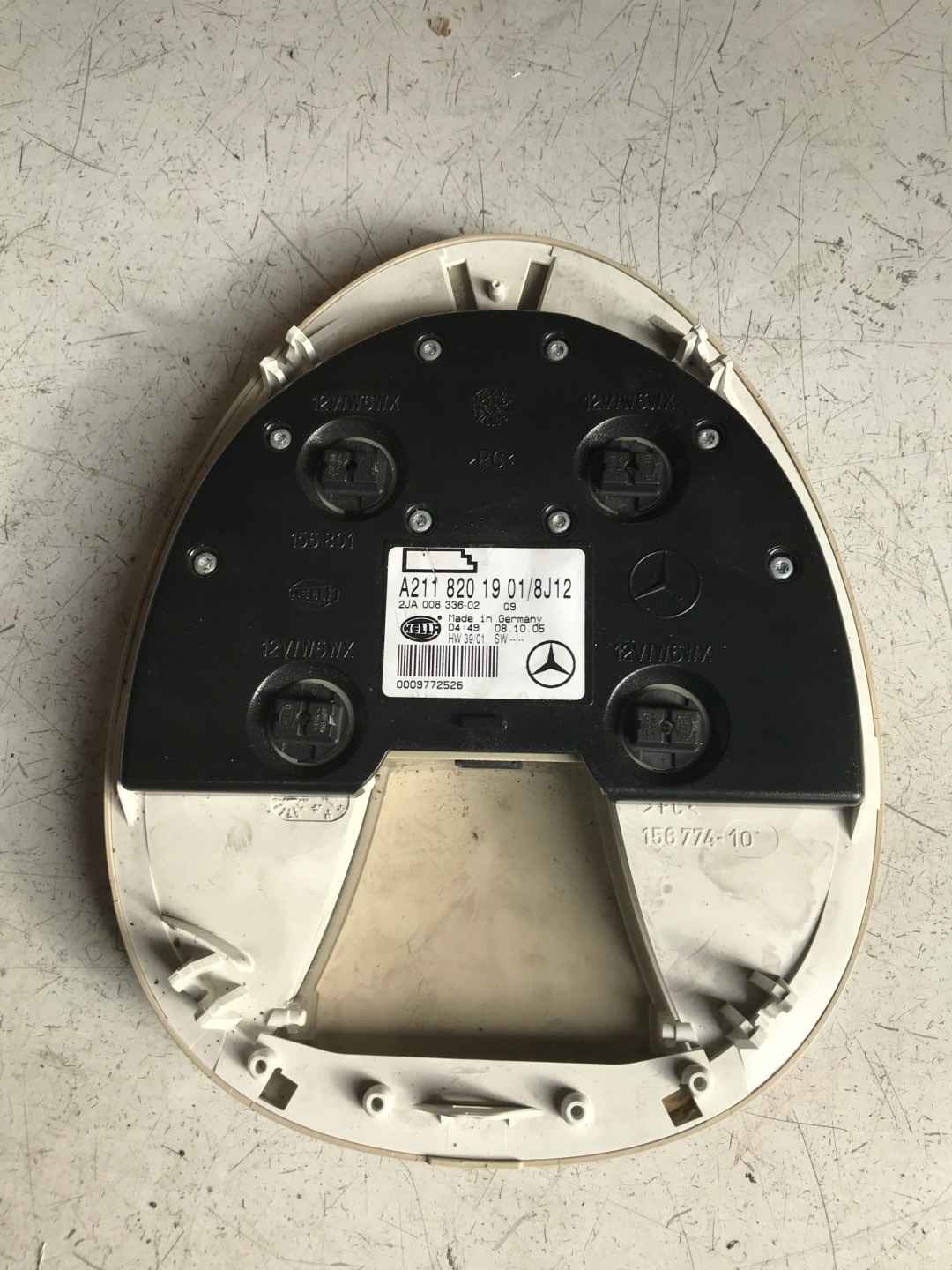 Licht OSWIETLENIE Innen- W211 A2118201901