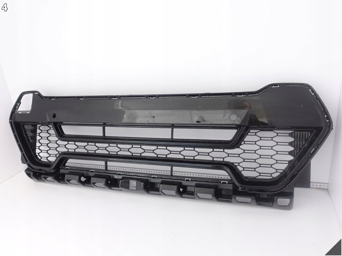 BMW X1 U11 m-packet 22- lower grid grille W bumper front below PDC