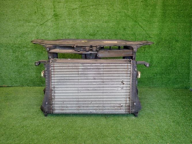 VW PASSAT B7 1.6 TDI support panel for radiators front radiator