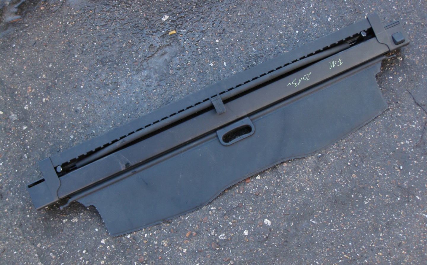BMW F11 2.5 D 14R blinds boot
