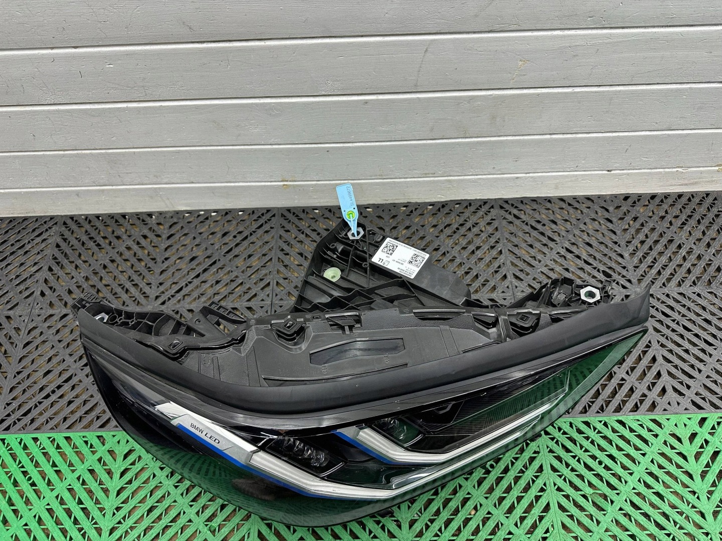 light front side right BMW X3 G45 5B7A036