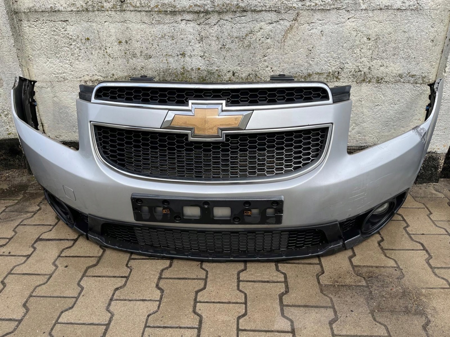 CHEVROLET ORLANDO bumper front front complete 2010