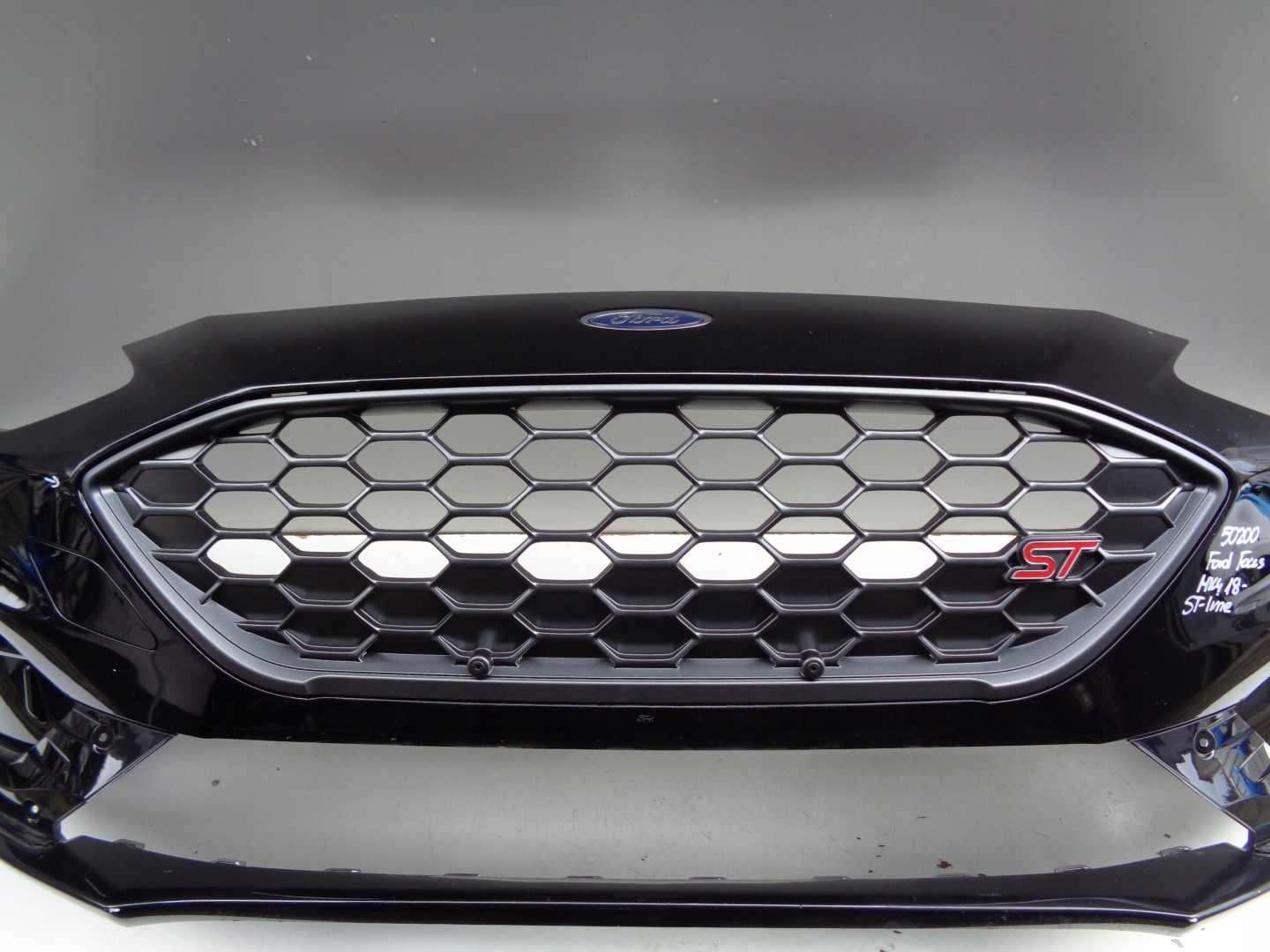 Frontstoßstange FORD FOCUS MK4 18- ST LINE NR 50200