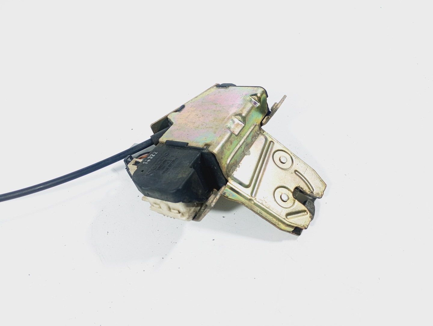 lock bonnet boot rear part OE 8652398 VOLVO S80 1 and 98-06