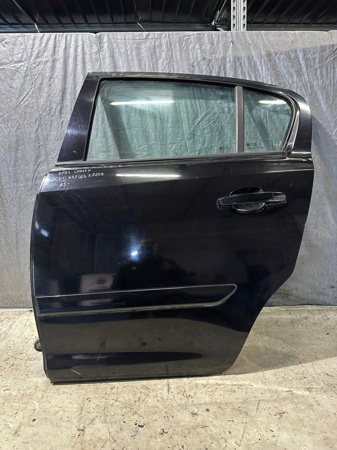 Tür links heck OPEL CORSA D 2007R. HB