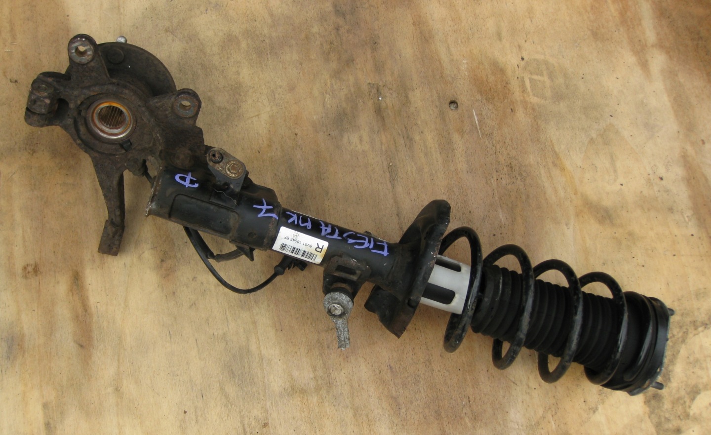 FORD FIESTA MK7 1.25 09R McPherson right front 8V5118045BF