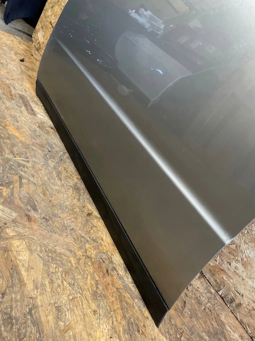 door front front left Subaru Tribeca B9