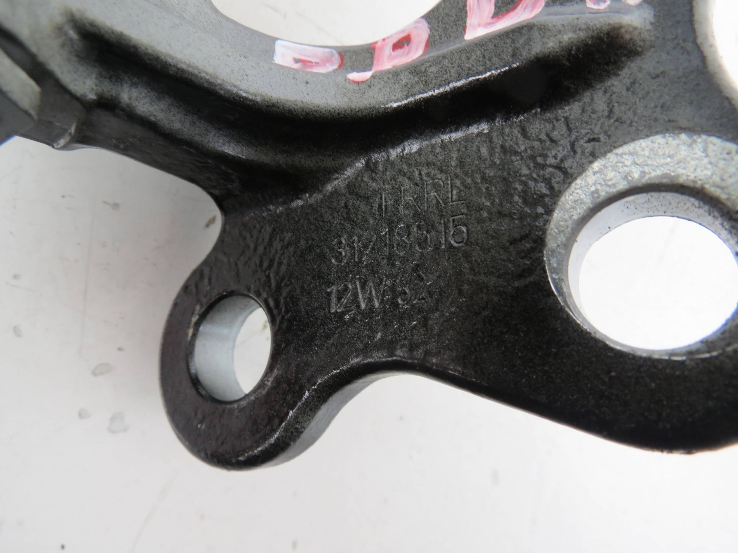 hinge lower door PRZEDNICH VOLVO XC60 II 31218315