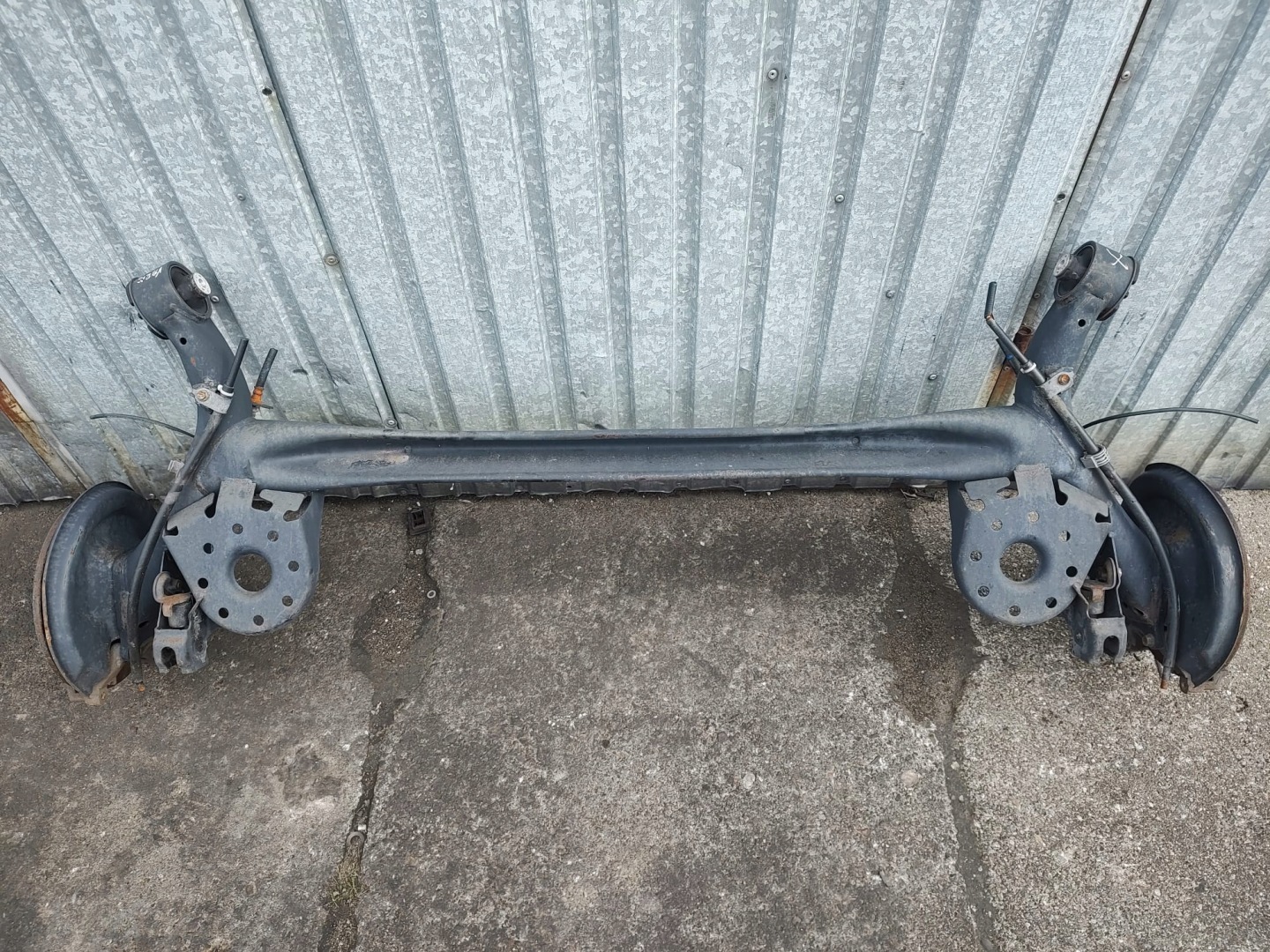 axis rear part sider Toyota YARIS II 06-11 discs