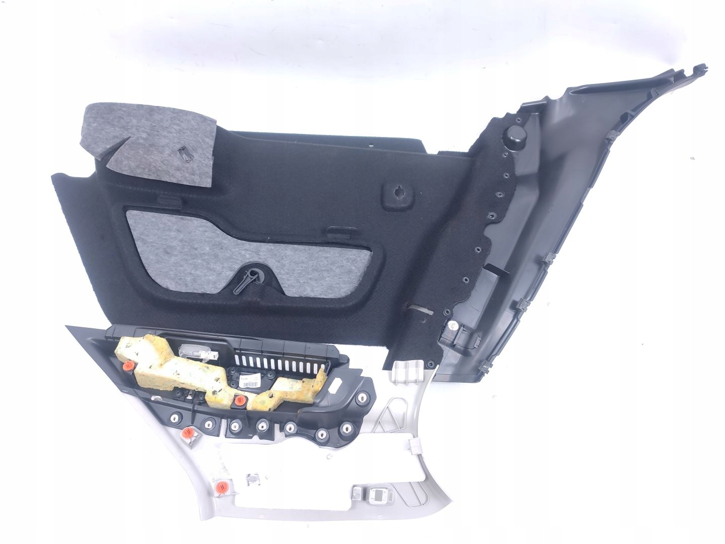boot upholstery left MERCEDES GLA X156