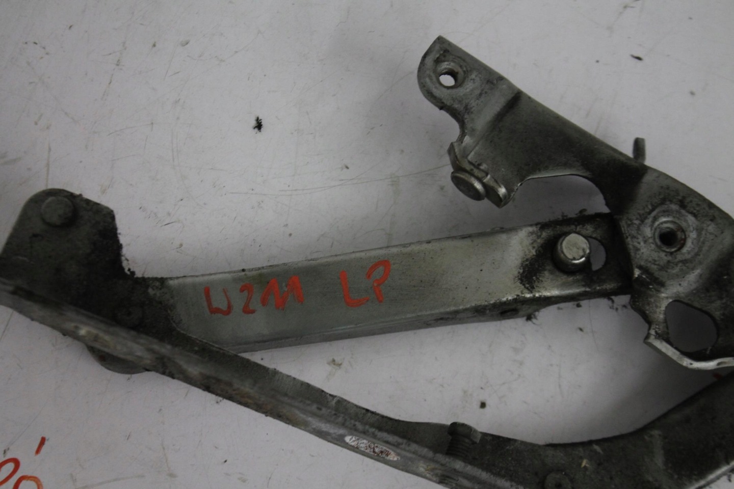 hinge bonnets hinges KOMPLET W211 C775 02-09
