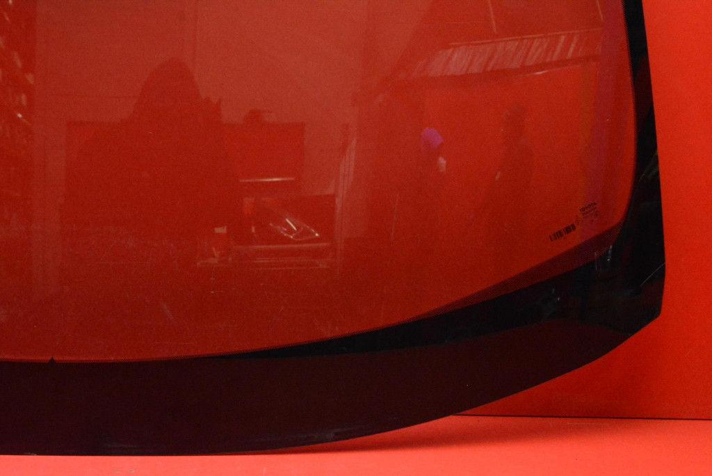 window front front iron TOYOTA YARIS CROSS 20-25