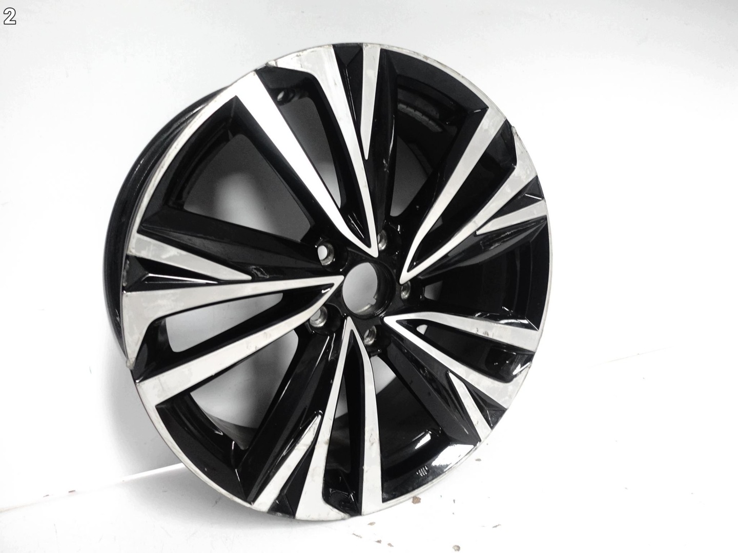 LEXUS LBX AY10 23- disk hliníkový disk 7Jx18 ET40 5x114,3