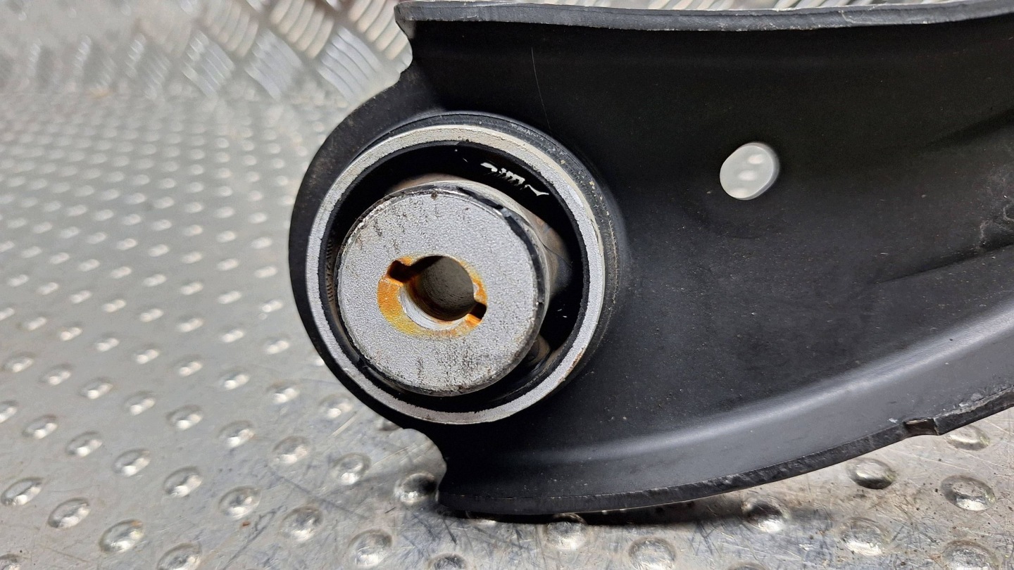 arm right front JX61-3A423-AEB FORD FOCUS MK4
