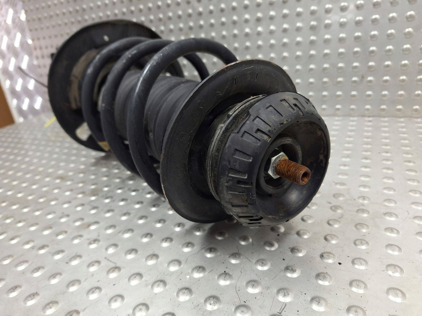 shock absorber left front TOYOTA AYGO X 22-26 FM23L