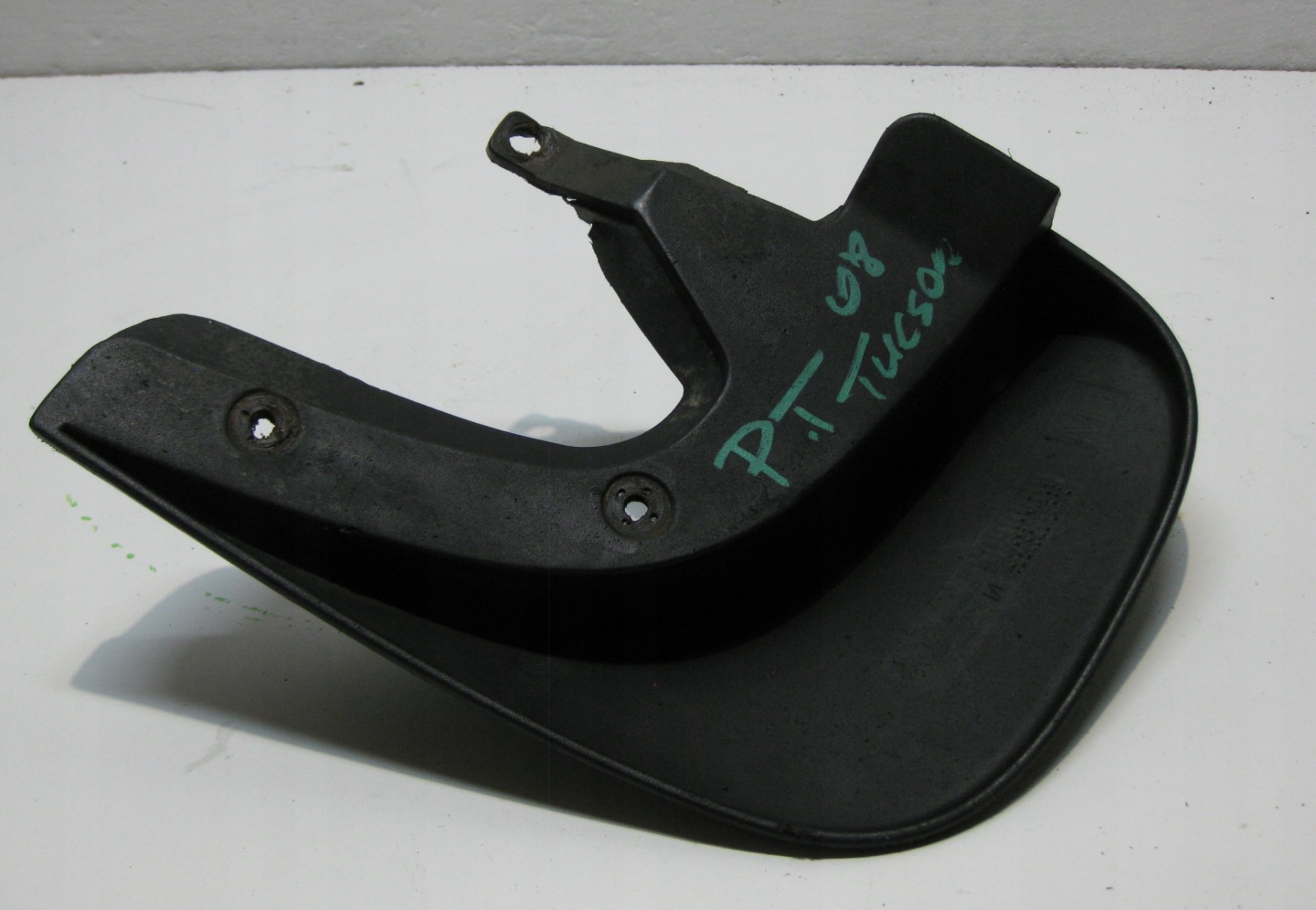 HYUNDAI TUCSON e 08R paraspruzzo Destra posteriore 86842-2E000