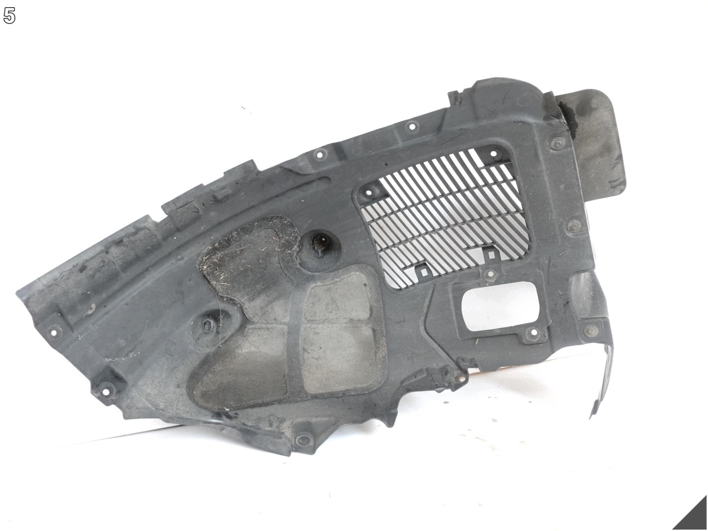 BMW X7 G07 LIFT LCI 18- mudguard cover side front front part right