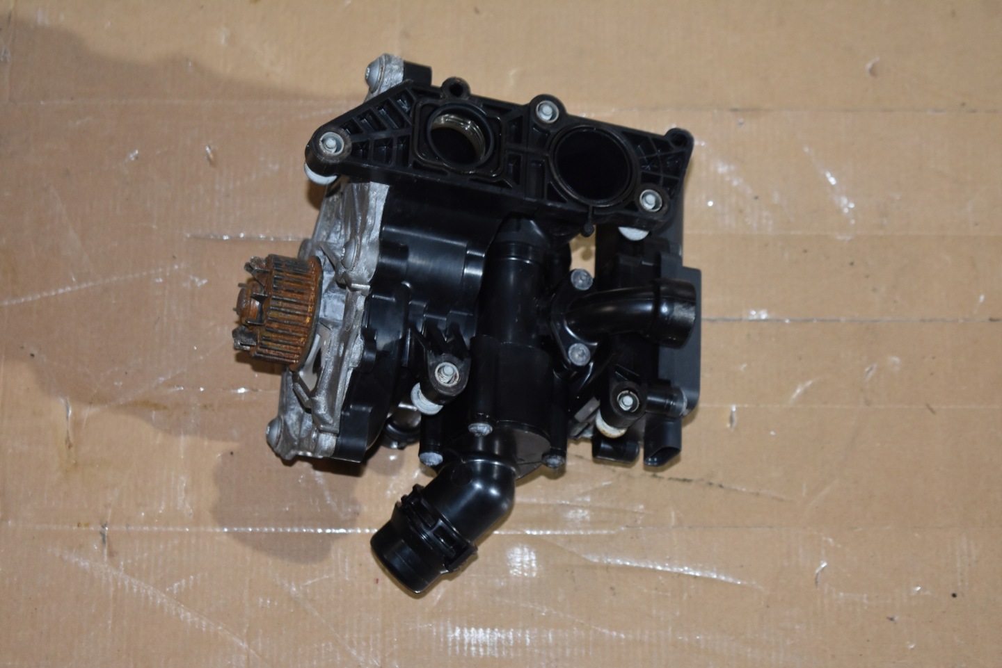 csomag TERMOSTATU AUDI PORSCHE 1