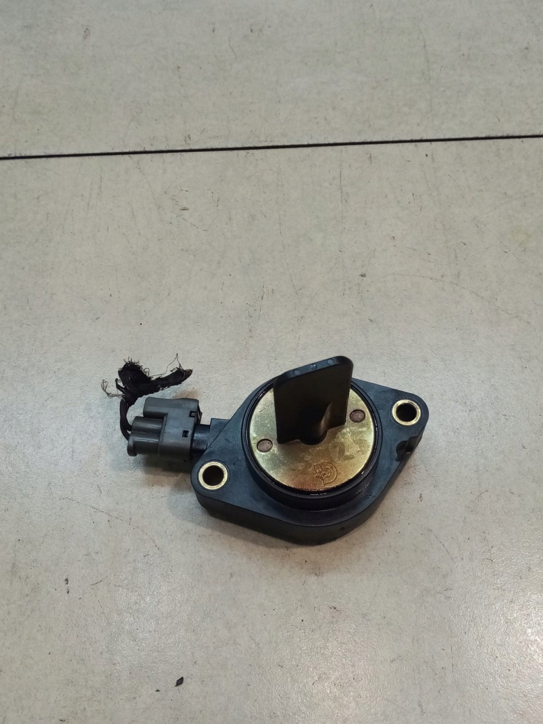 valve STERUJACY header pipe CHRYSLER 300M 3.5 V6