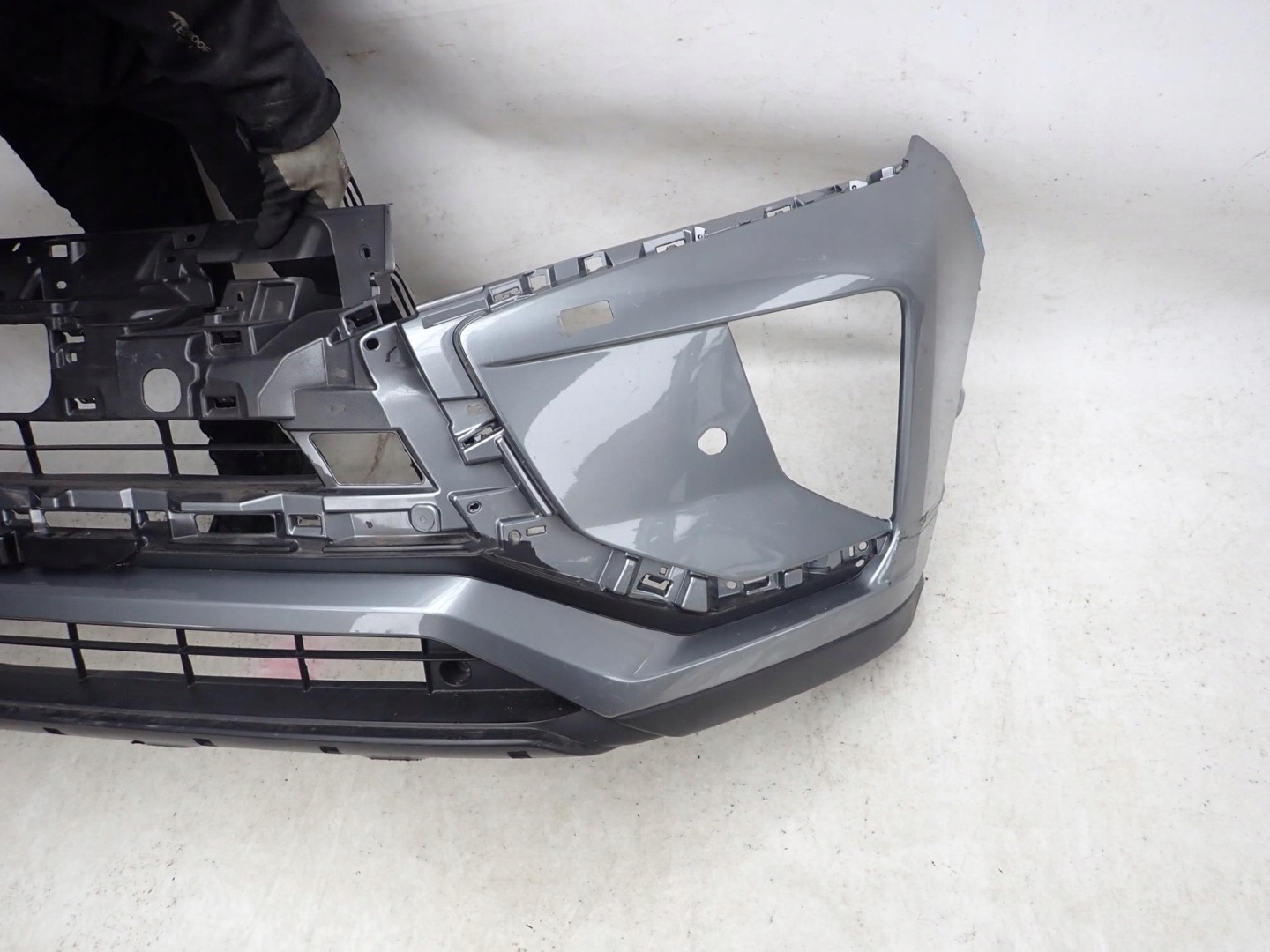 MITSUBISHI ECLIPSE CROSS 18-20 bumper front front washer PDC