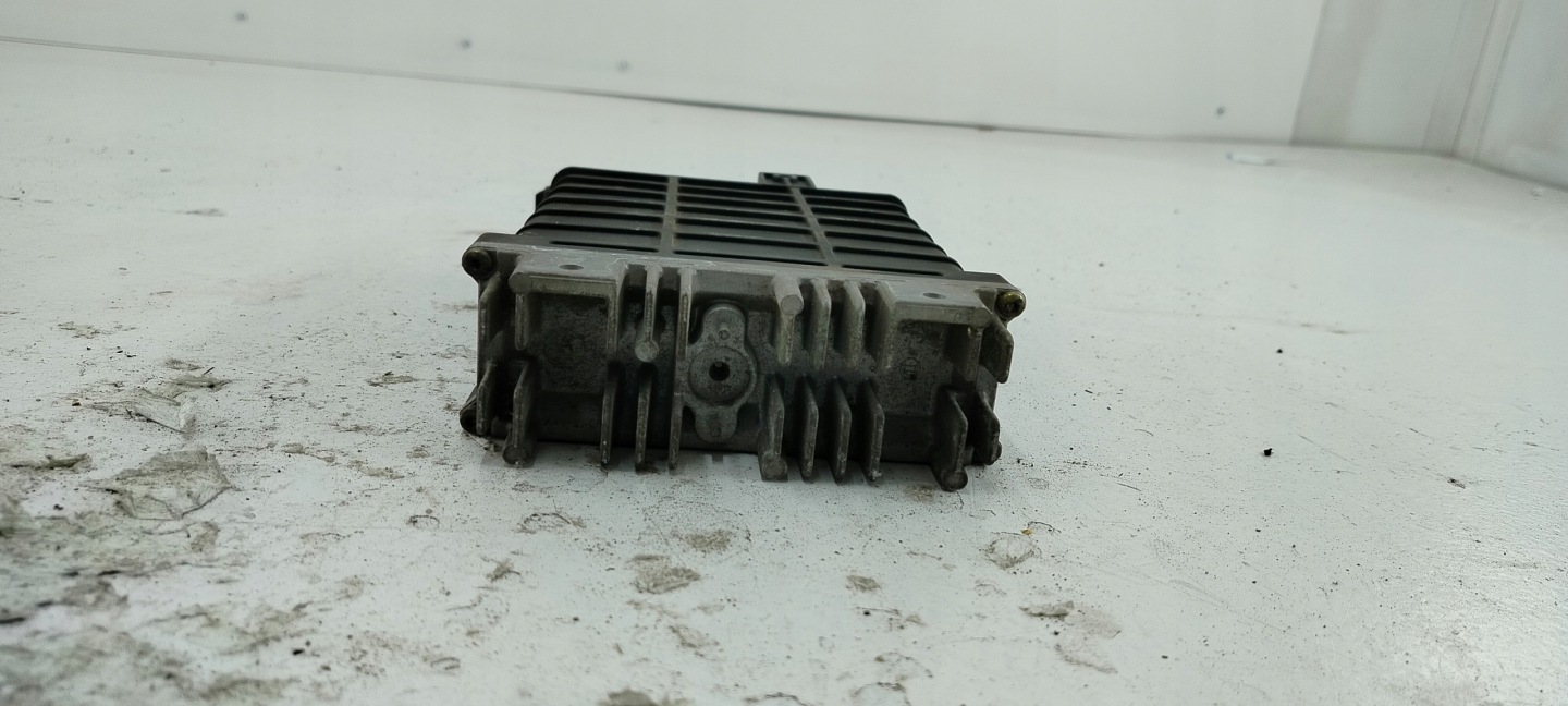computer Motore VW PASSAT B3 443907311D 0261200271