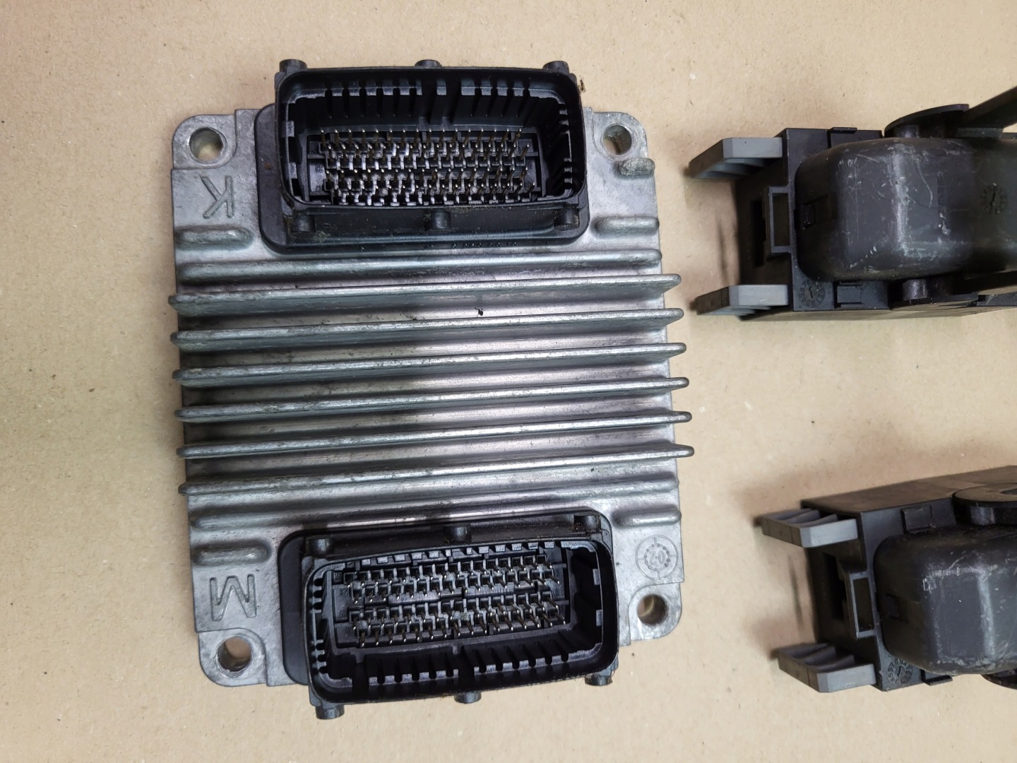 computer control unit of the engine WTYCZKI DAEWOO KALOS 1.4 96394312 XAAS CD OE EU