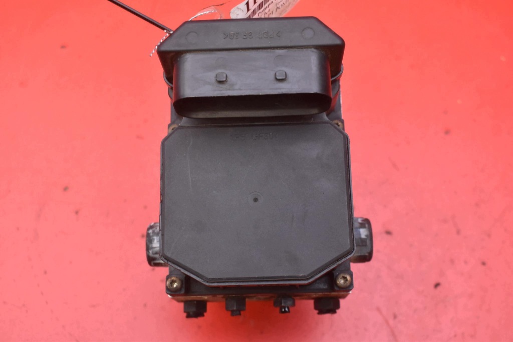 pump ABS 8E0614517 AUDI A4 B6 2.0 20V 130 KM 00-05