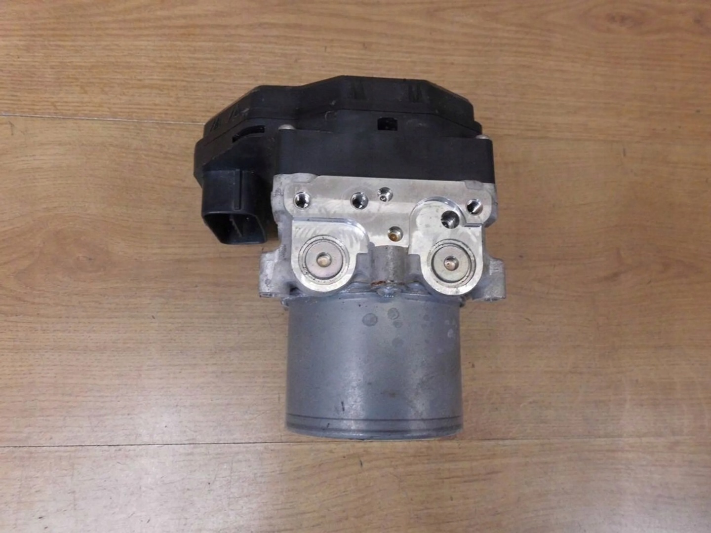 Infiniti Q50 Pompa ABS 47660 4GK0A