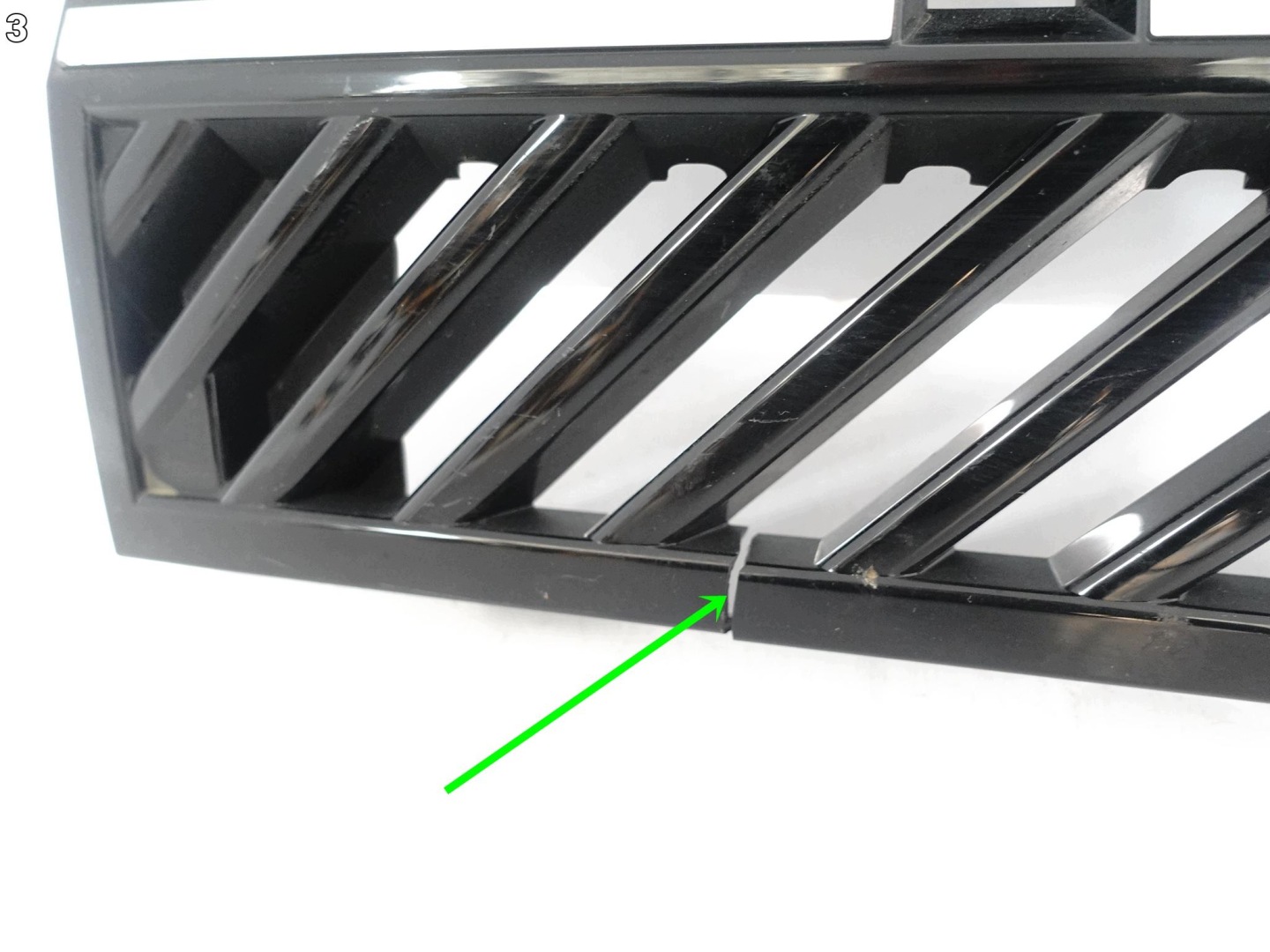 DACIA BIGSTER R1310 25- grill grille grid W bumper front (KAMERA)