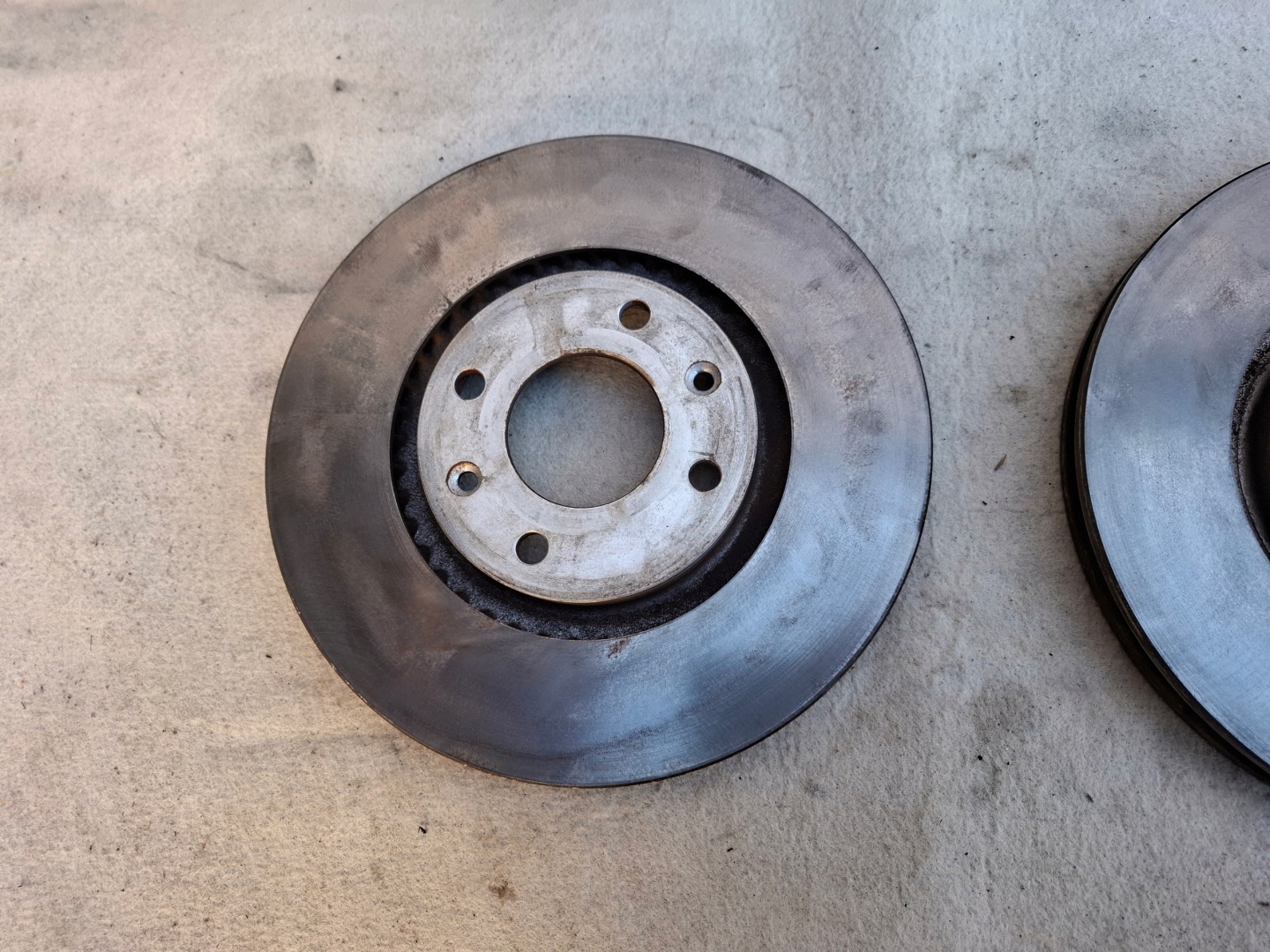 Opel Crossland discs brake front 9807353480