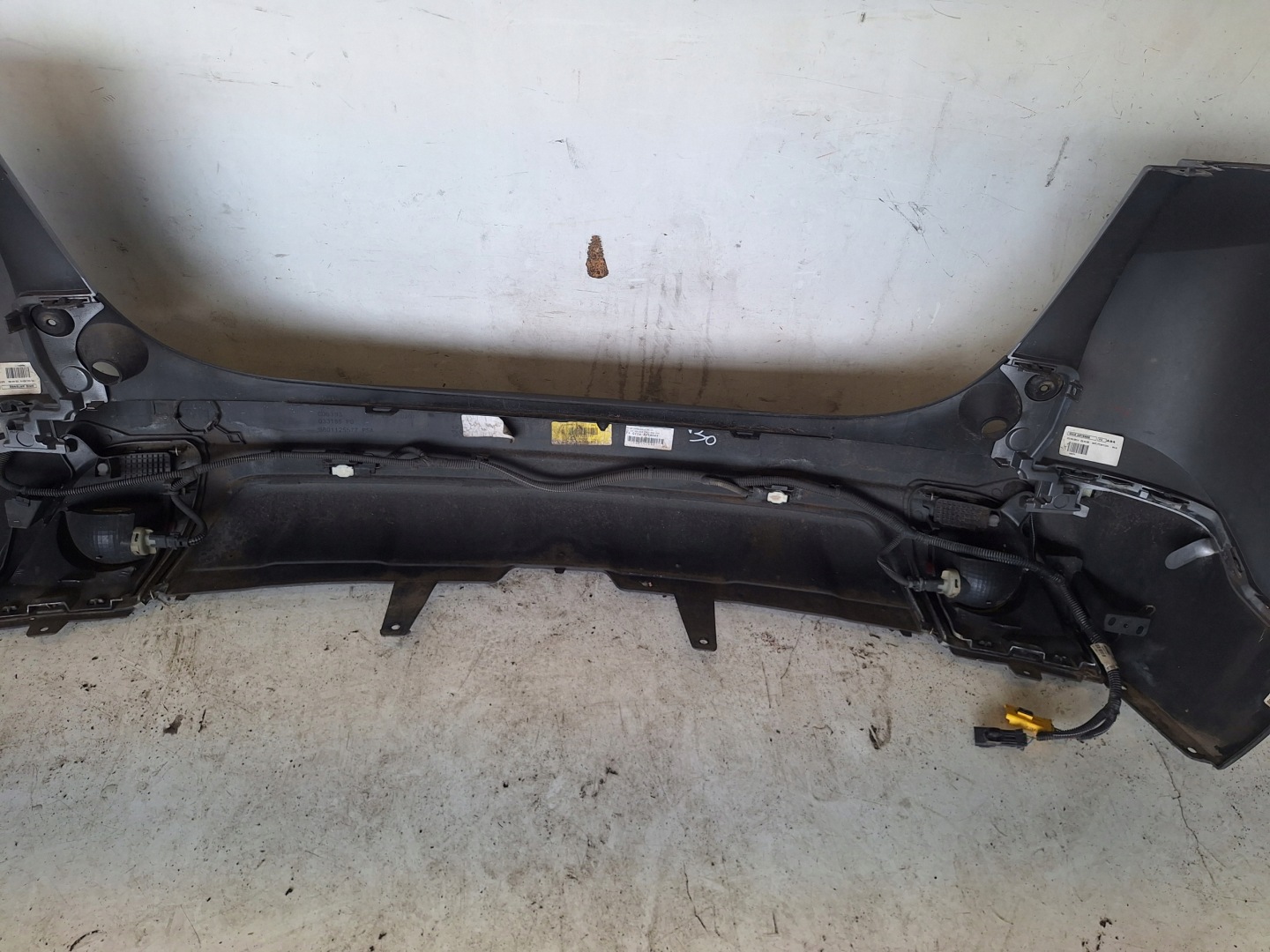 PEUGEOT 2008 and 12-16 bumper rear part + PDC