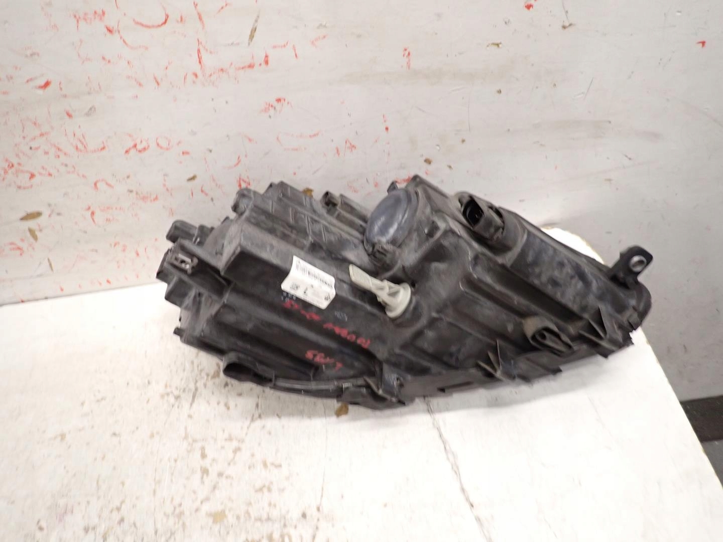 light front front left VW TOURAN 2010-2015 1T1941005H