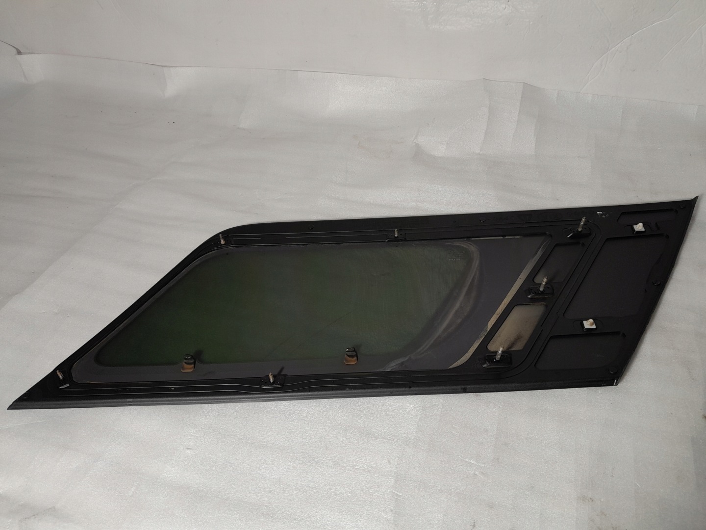 KIA CARNIVAL 2022 window bodywork left 87810-R0020