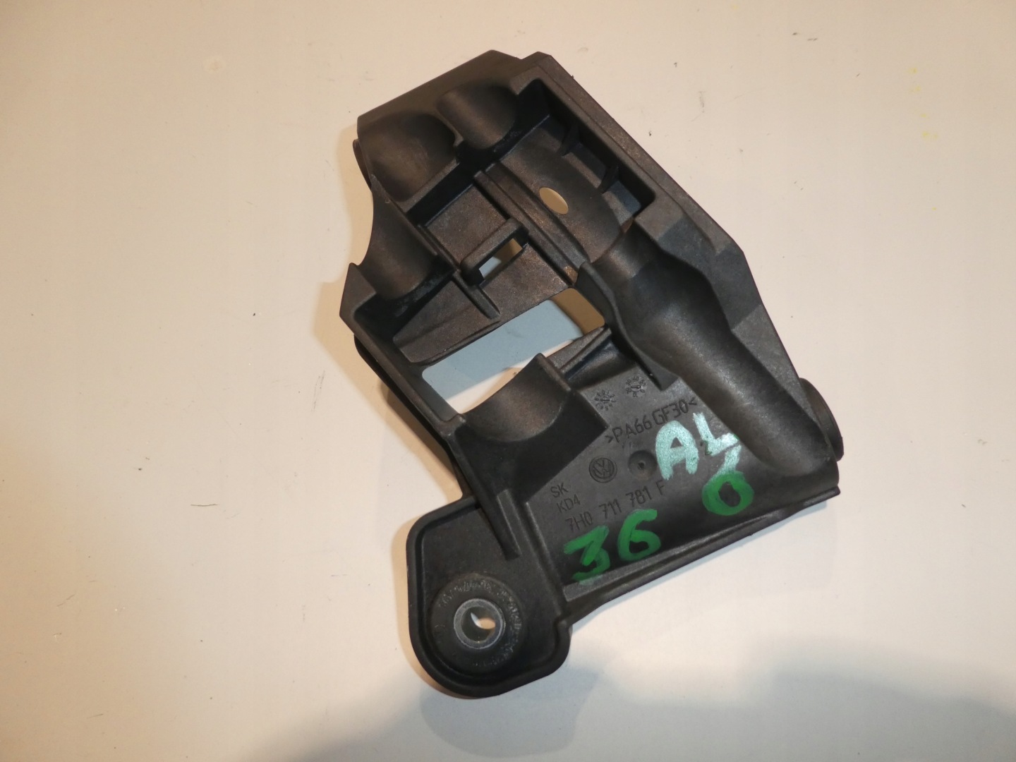 Halter LINEK Getriebe VW T5 7H0711781F