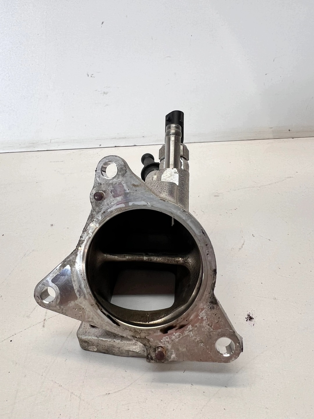 clutch header pipe AUDI A4 B9 A5 8W A6 C7 2.0 TDI 04L128637E