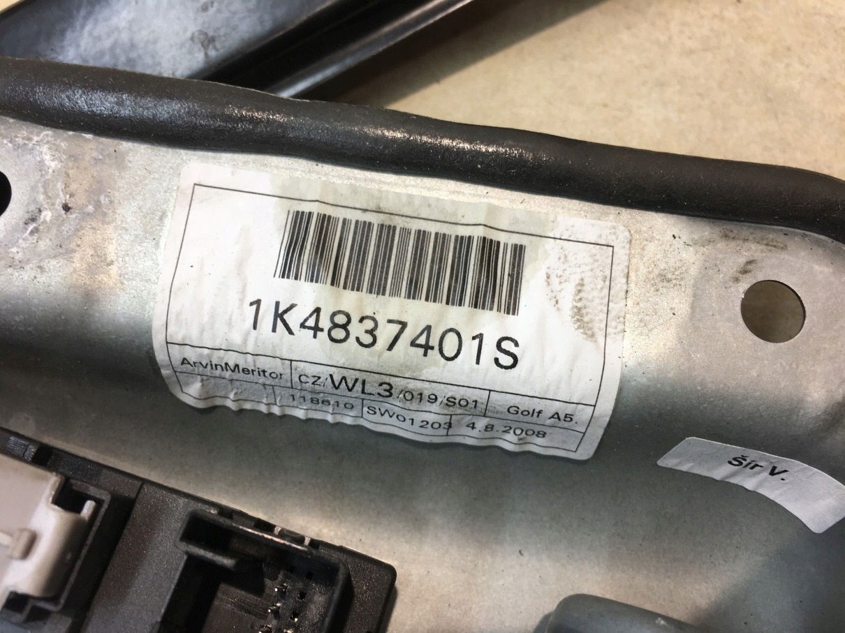 window regulator left front GOLF V 1K0959701AK 1K4837401S