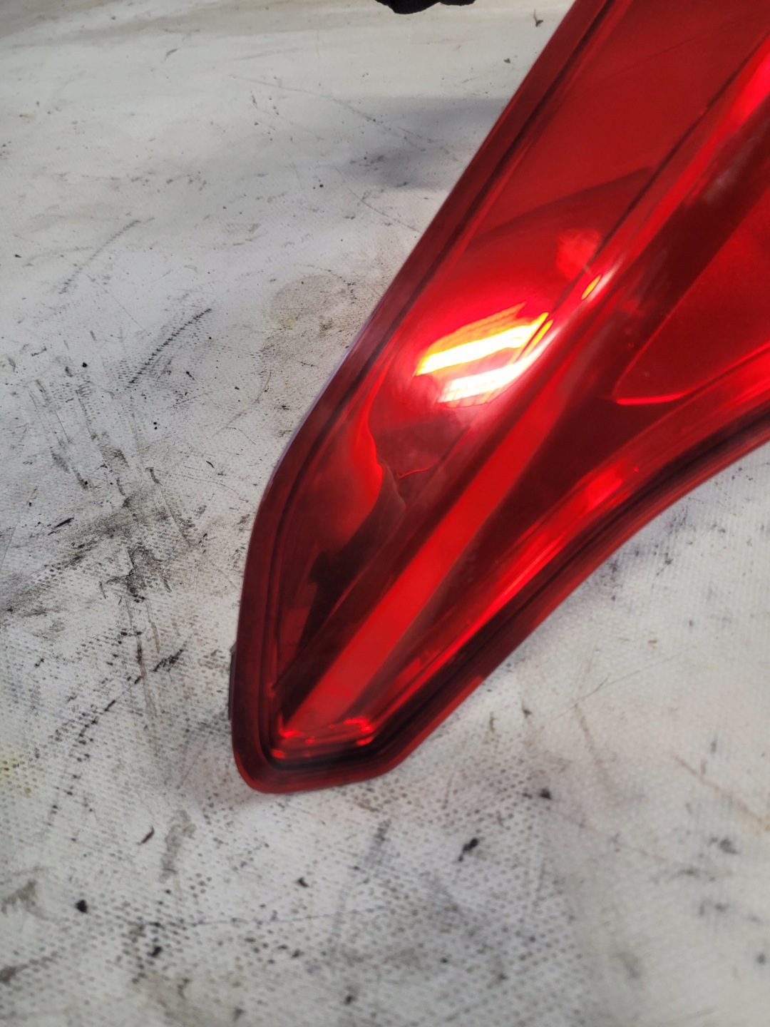 light left rear part OE 9817303780 CITROEN E-ELYSEE II LIFT 18r.