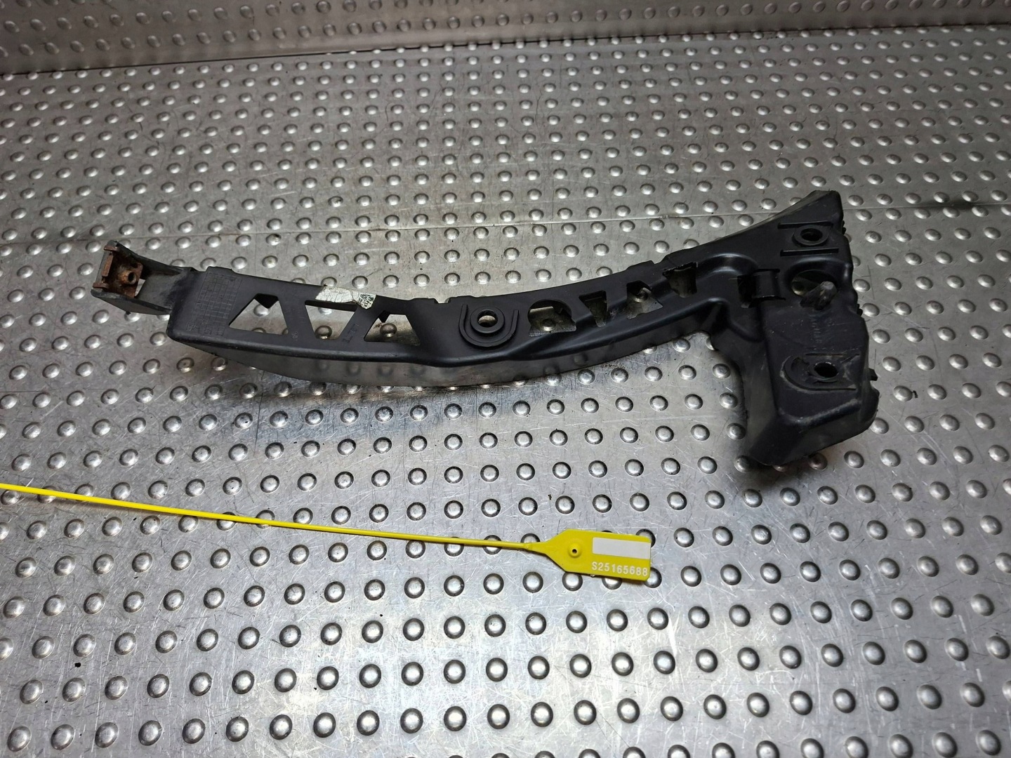support console of a bumper front left JAGUAR XF X250 07- 8X23-17B750