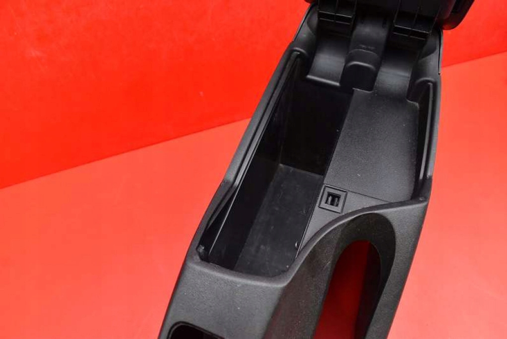 TUNEL central armrest EU 5P0864251B SEAT TOLEDO 3 III 04-10