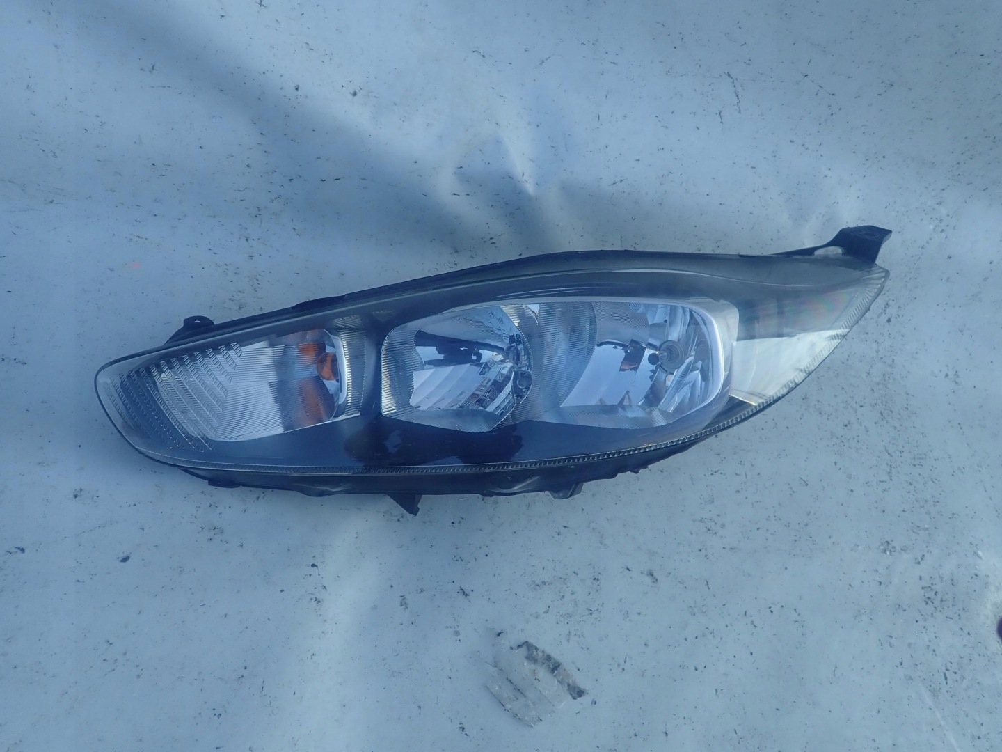 FORD FIESTA MK7 LIFT 12-17 light left front EU