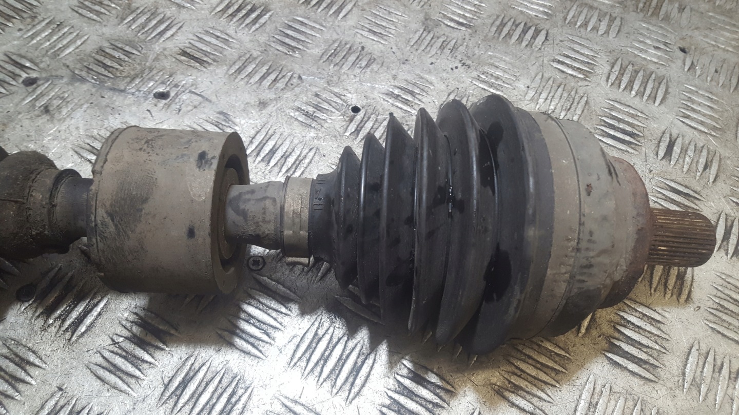 semi-axis semi-axis left front VOLVO S80 2.5 T P8689222