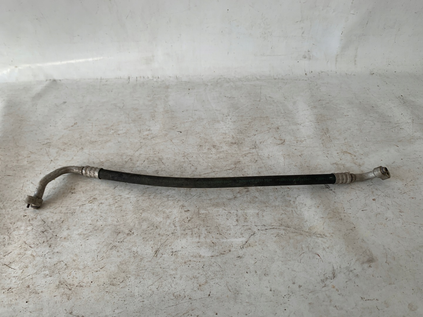 # vedení hadice klimatizaci VW GOLF IV 1J0820721G