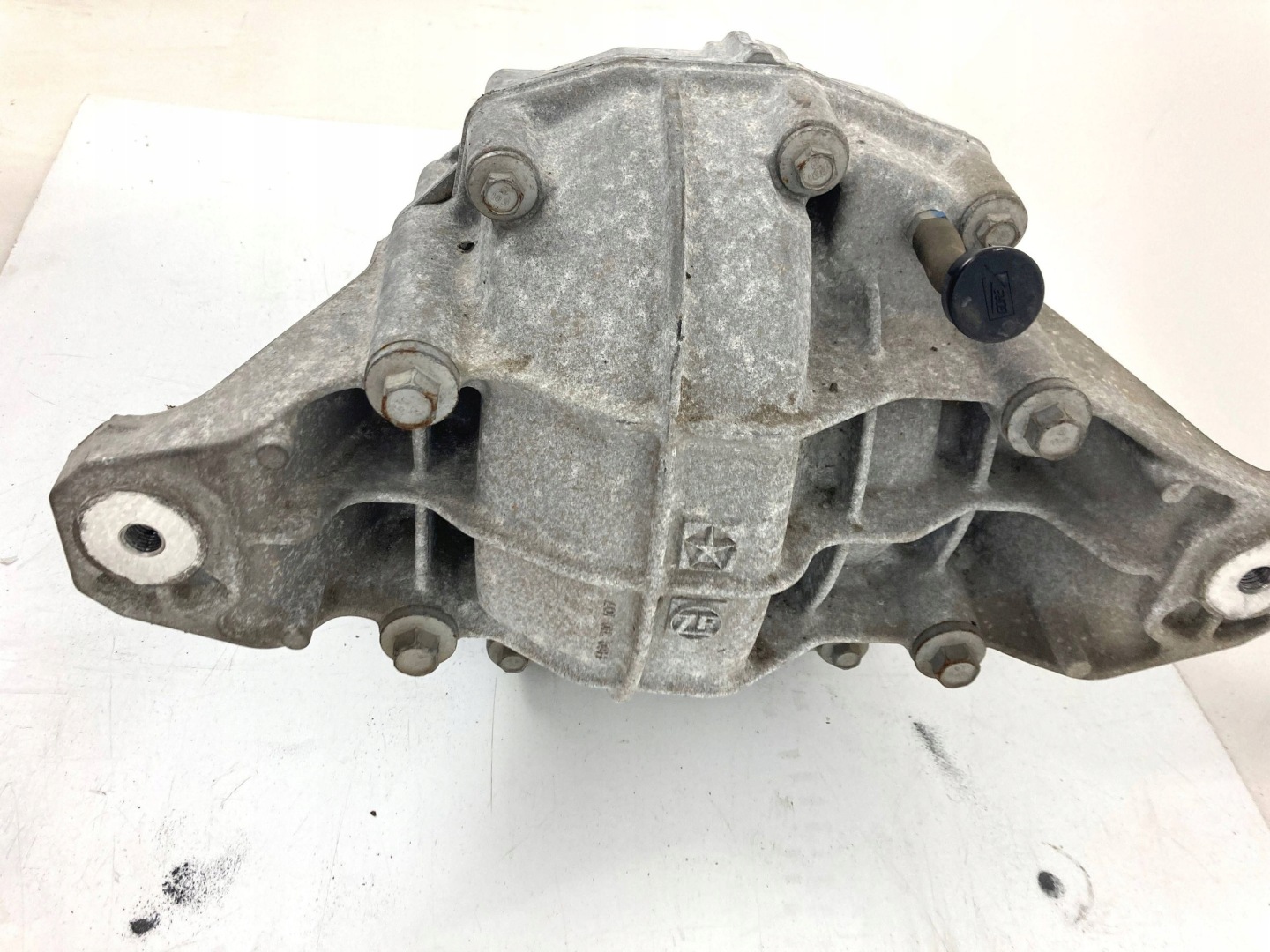 Durango Cherokee 5.7 differential differential 3.09 diff rear part 2014-21