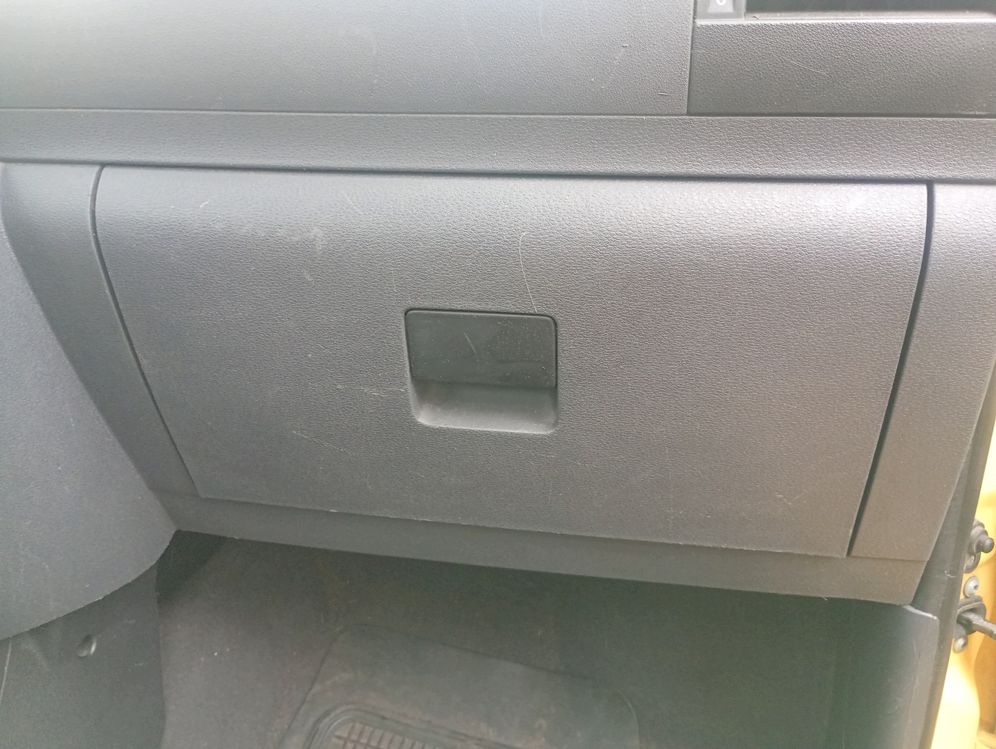 Handschuhfach des Beifahrers VW Fox 05-11