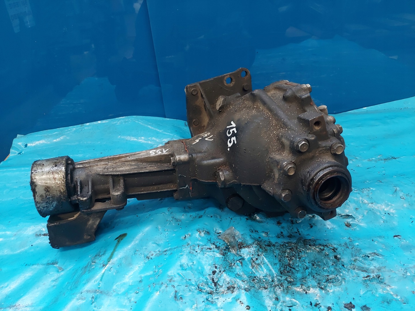 REDUKTOR diff TOYOTA RAV-4 II 2.0 D4D J front