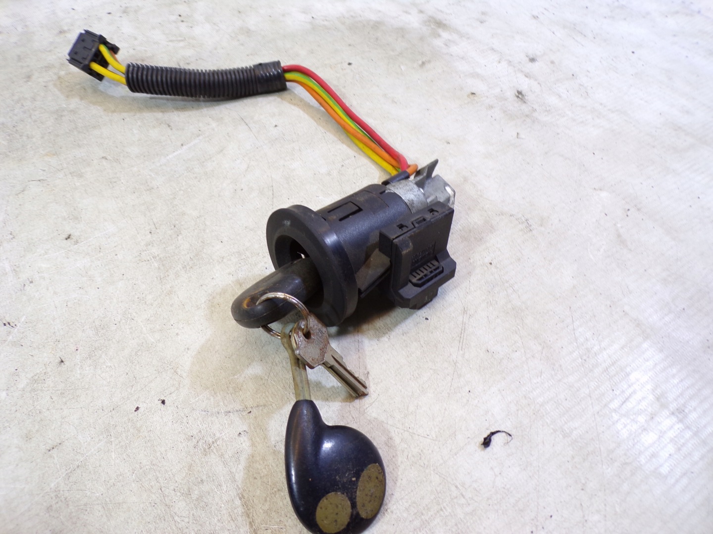 Montaggio STARTOWY RENAULT MEGANE 2 II 1.4 8200046162