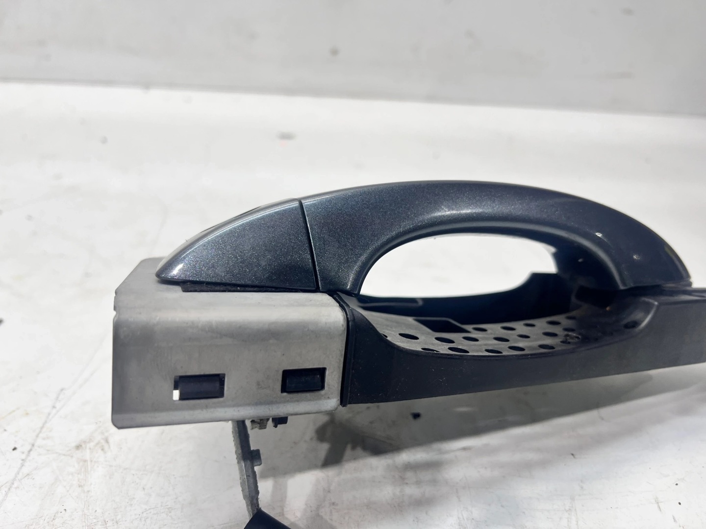handle left AUDI A6 A7 4H1837885 LZ7S + lock cylinder 4G1837167