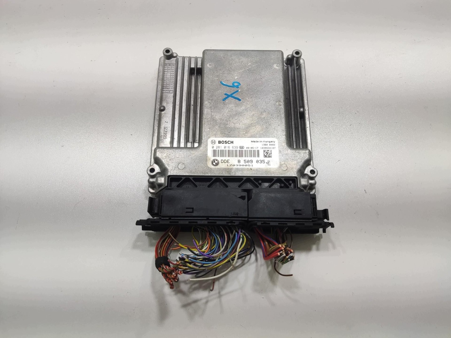 control unit computer of the engine BMW X6 E71 3.0D 2007-2012 8509035