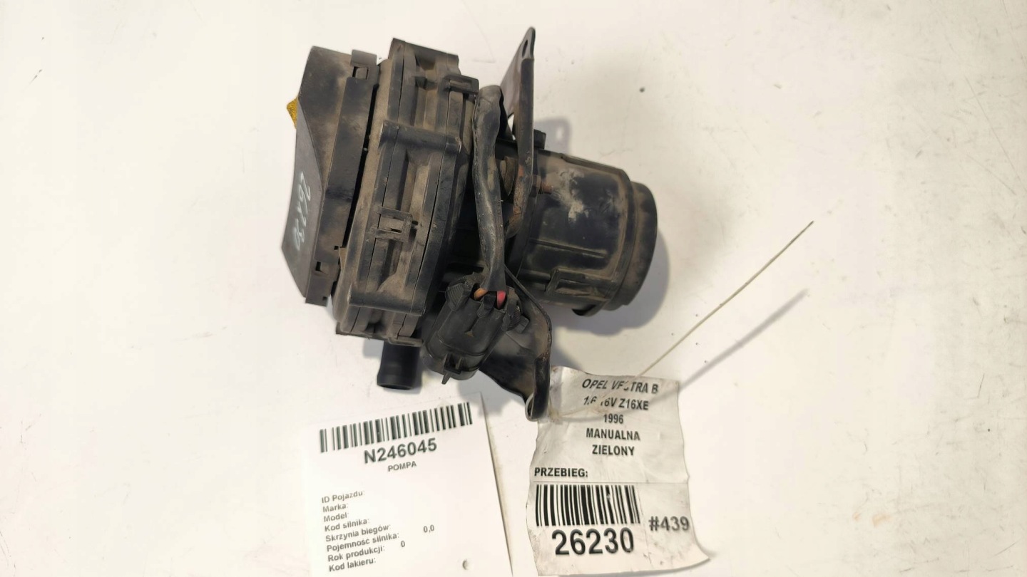 pump WTORNA air 90530018 OPEL VECTRA B