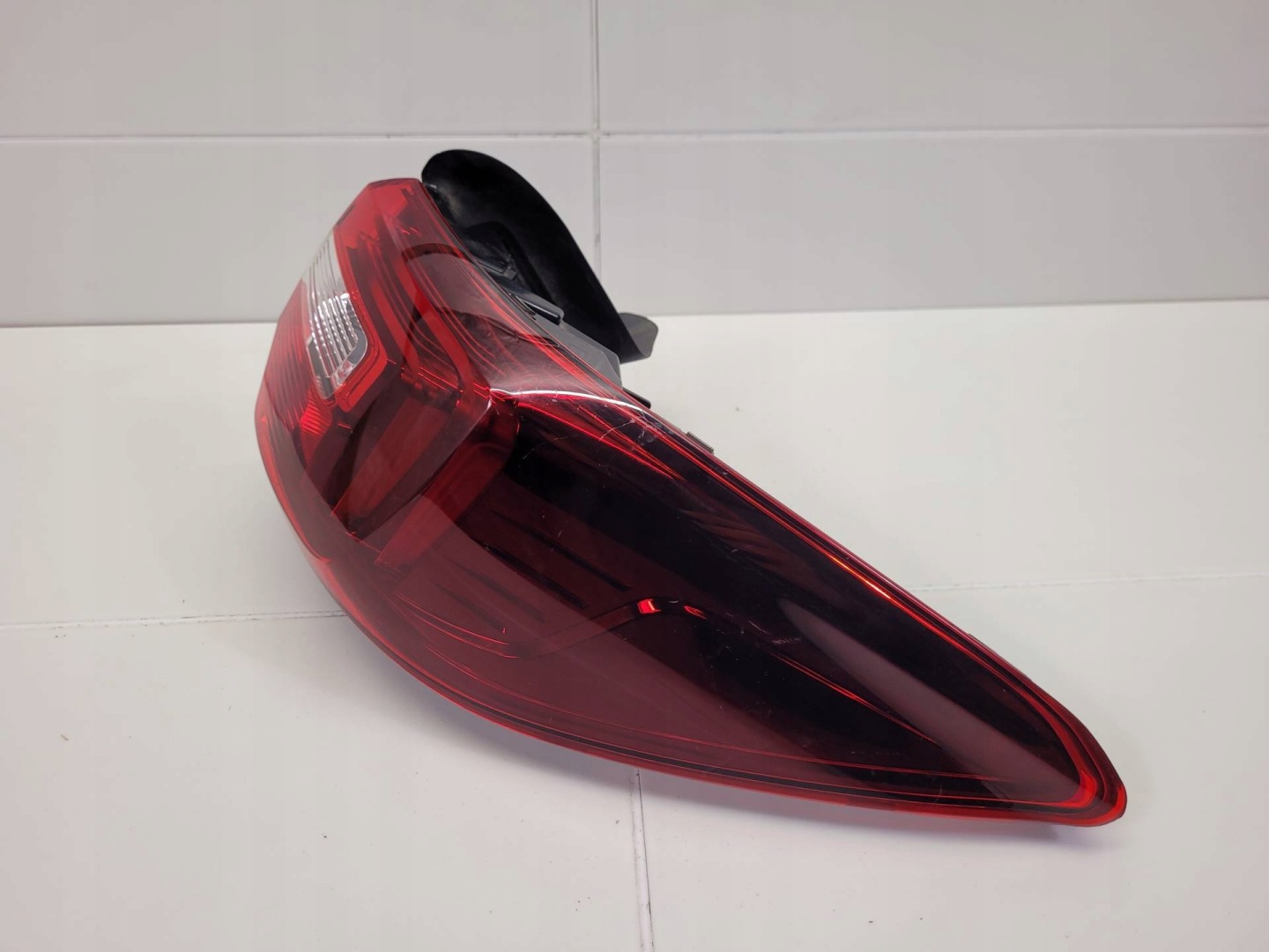 light rear right side Opel Grandland X 2019 YP00098280
